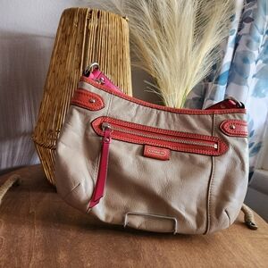 Coach Daisy Spectator sand shoulder bag